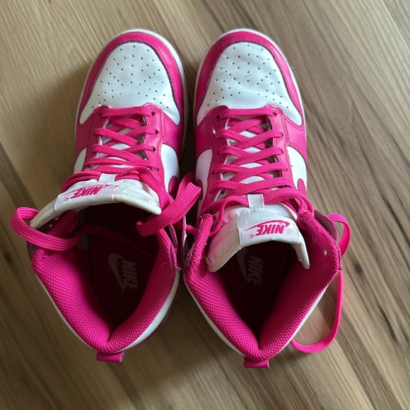 Nike Women's Sneakers - Hot Pink and White - Picture 10 of 10
